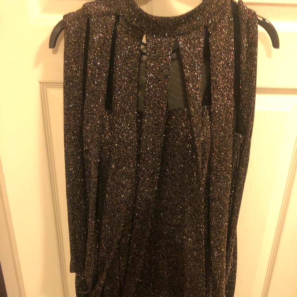 Clothes/ dresses